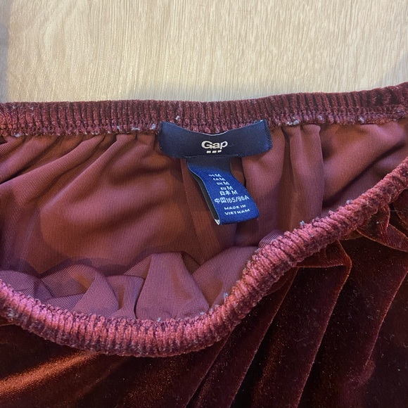 Gap Off The Shoulder Velvet Top - Picture 3 of 3